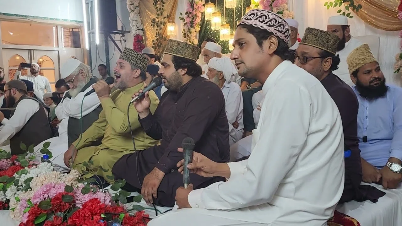 خود رب جہاں ہے مدح سرا سبحان اللہ سبحان اللہ تھمب نیل