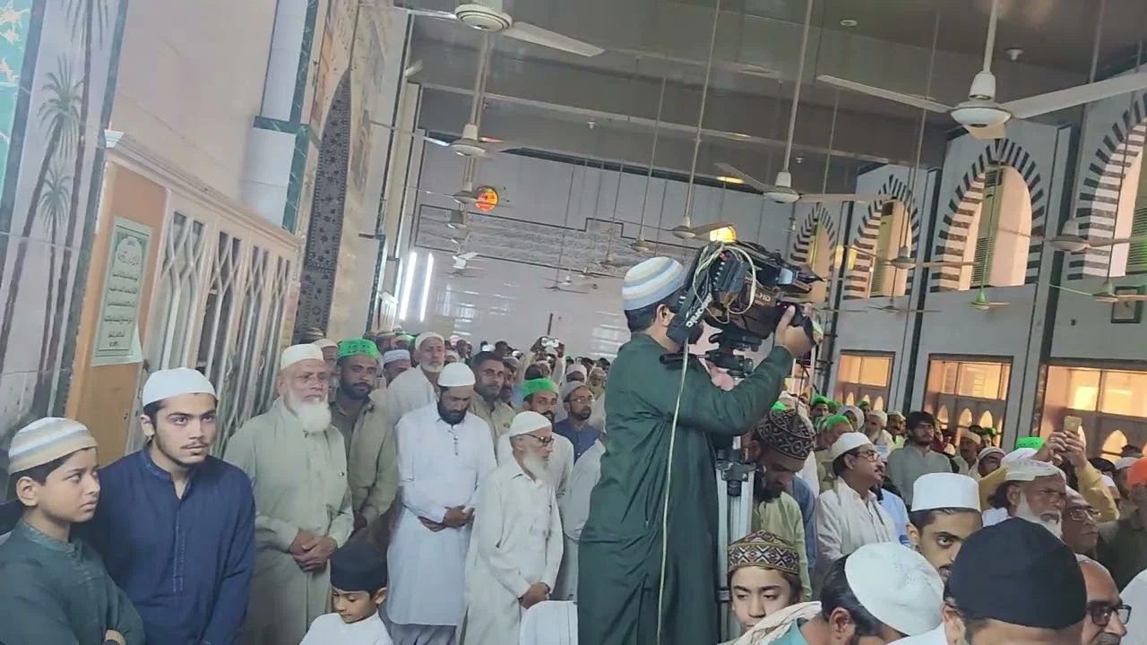 زمن بری با مدینہ صبا سلامٌ علیک تھمب نیل
